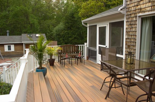 Decking Service in Omaha