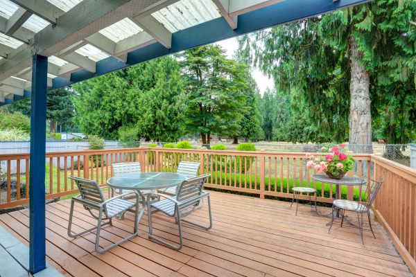 Deck Carpentry Service in Omaha